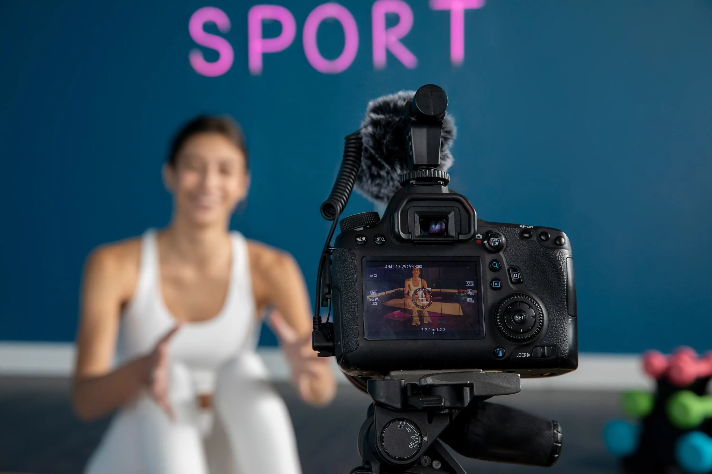 Indigo Zdravstvo i wellness video bento pozadina